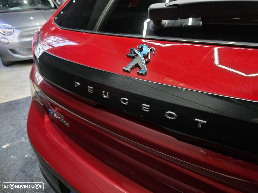 Peugeot e-208 Allure Pack - 4