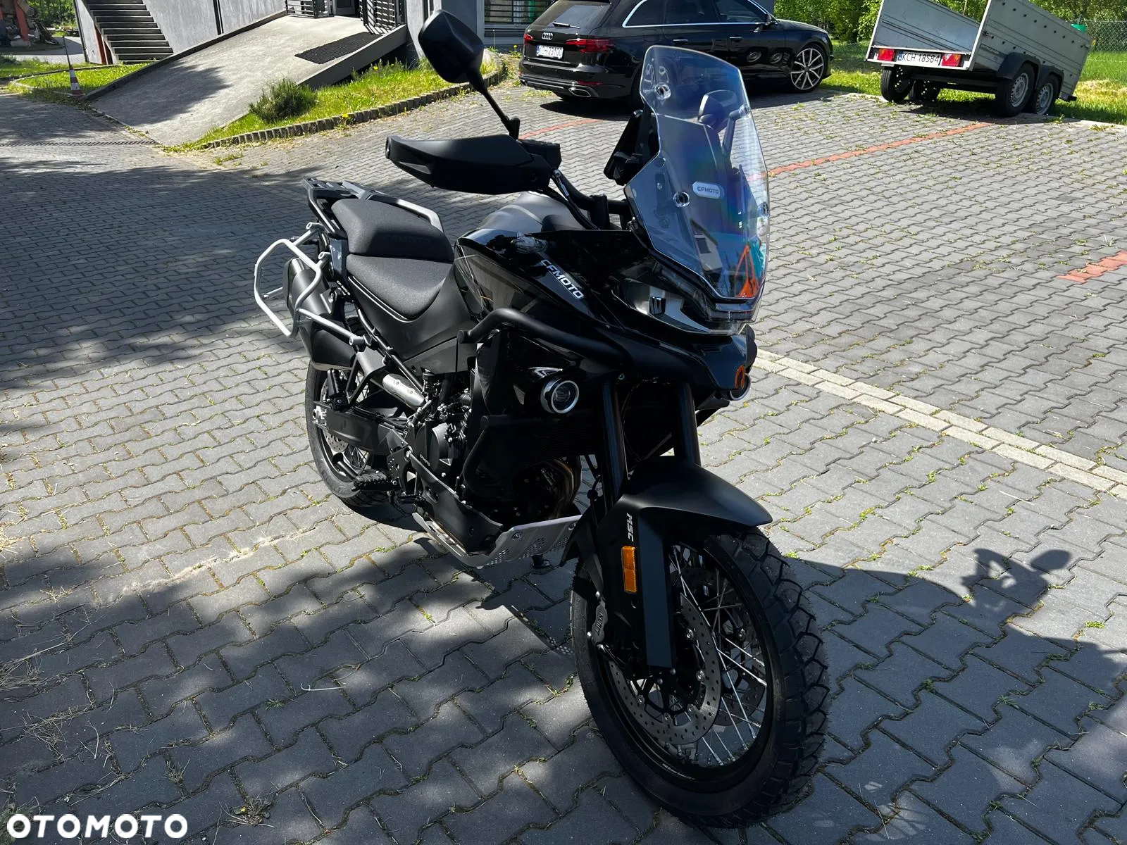 CFMoto MT - 12