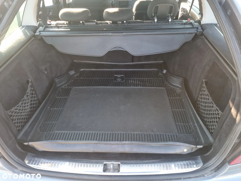 Mercedes-Benz Klasa C - 7