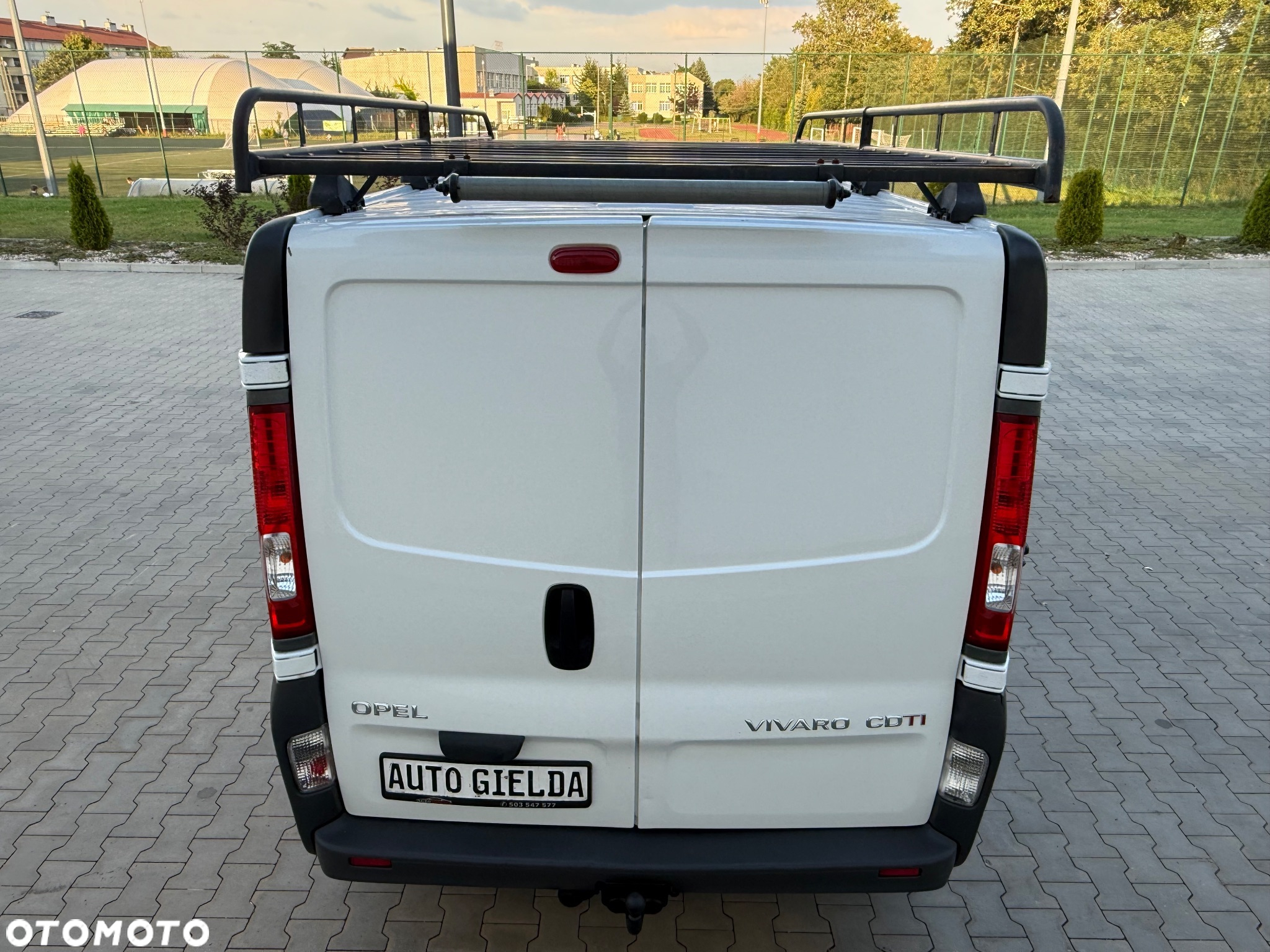 Opel Vivaro - 16