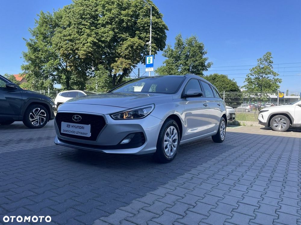 Hyundai i30 1.4 Classic + - 4