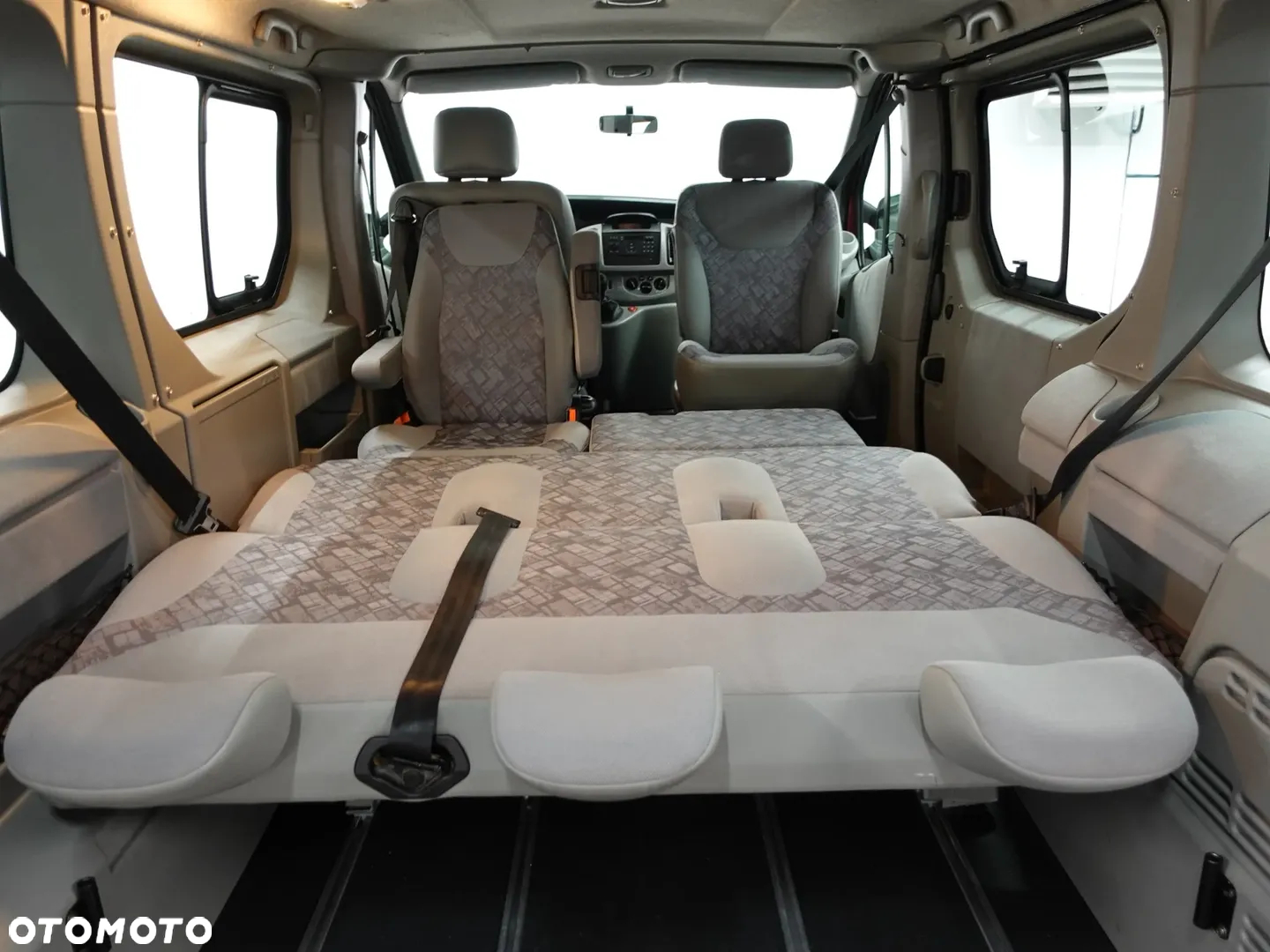 Opel Vivaro 2.5 CDTI L1H1 Life Edition - 32