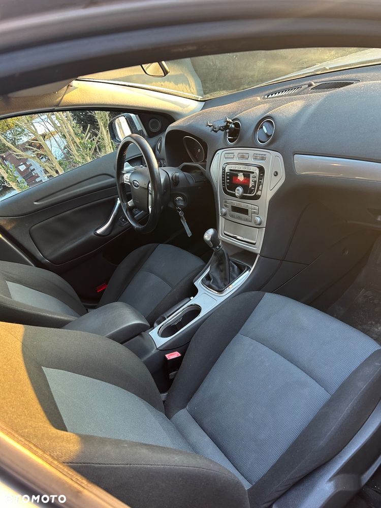 Ford Mondeo 1.8 TDCi Trend - 3