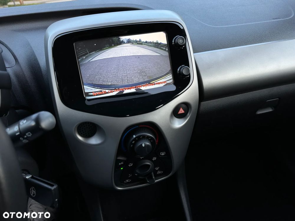 Toyota Aygo - 16