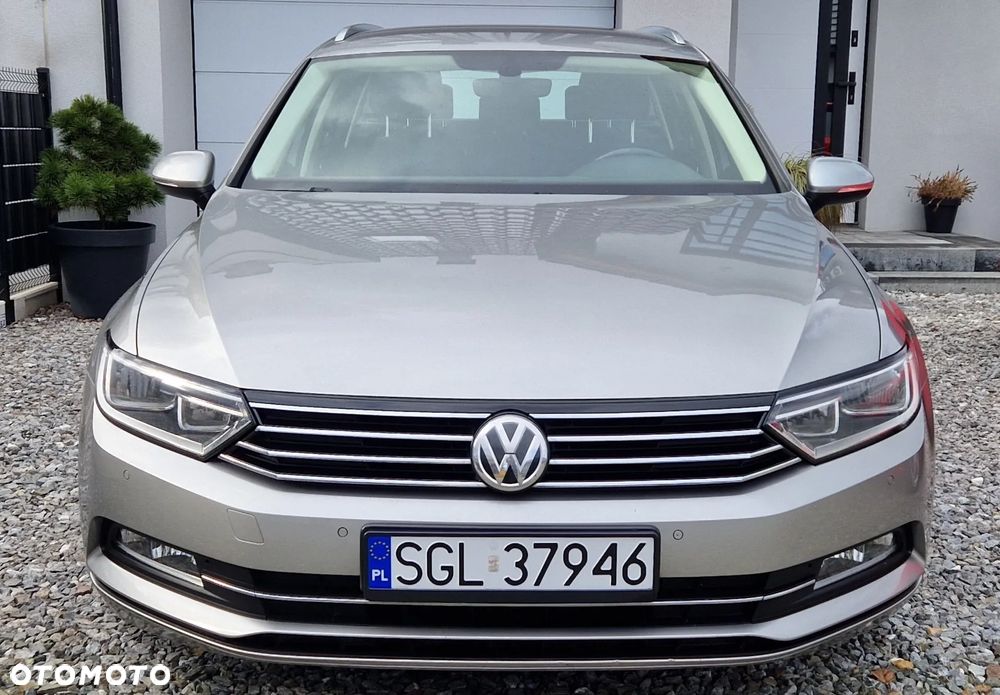 Volkswagen Passat - 4