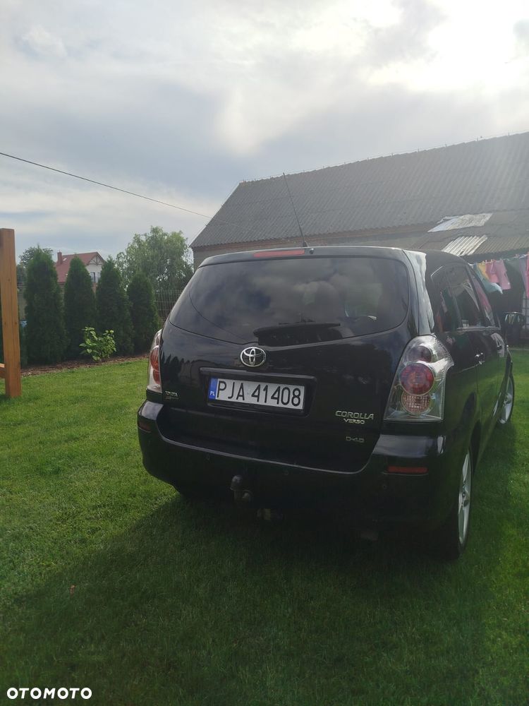 Toyota Corolla Verso - 2