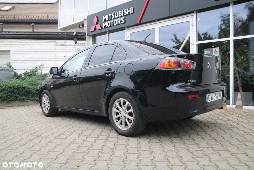 Mitsubishi Lancer 1.6 Invite - 6