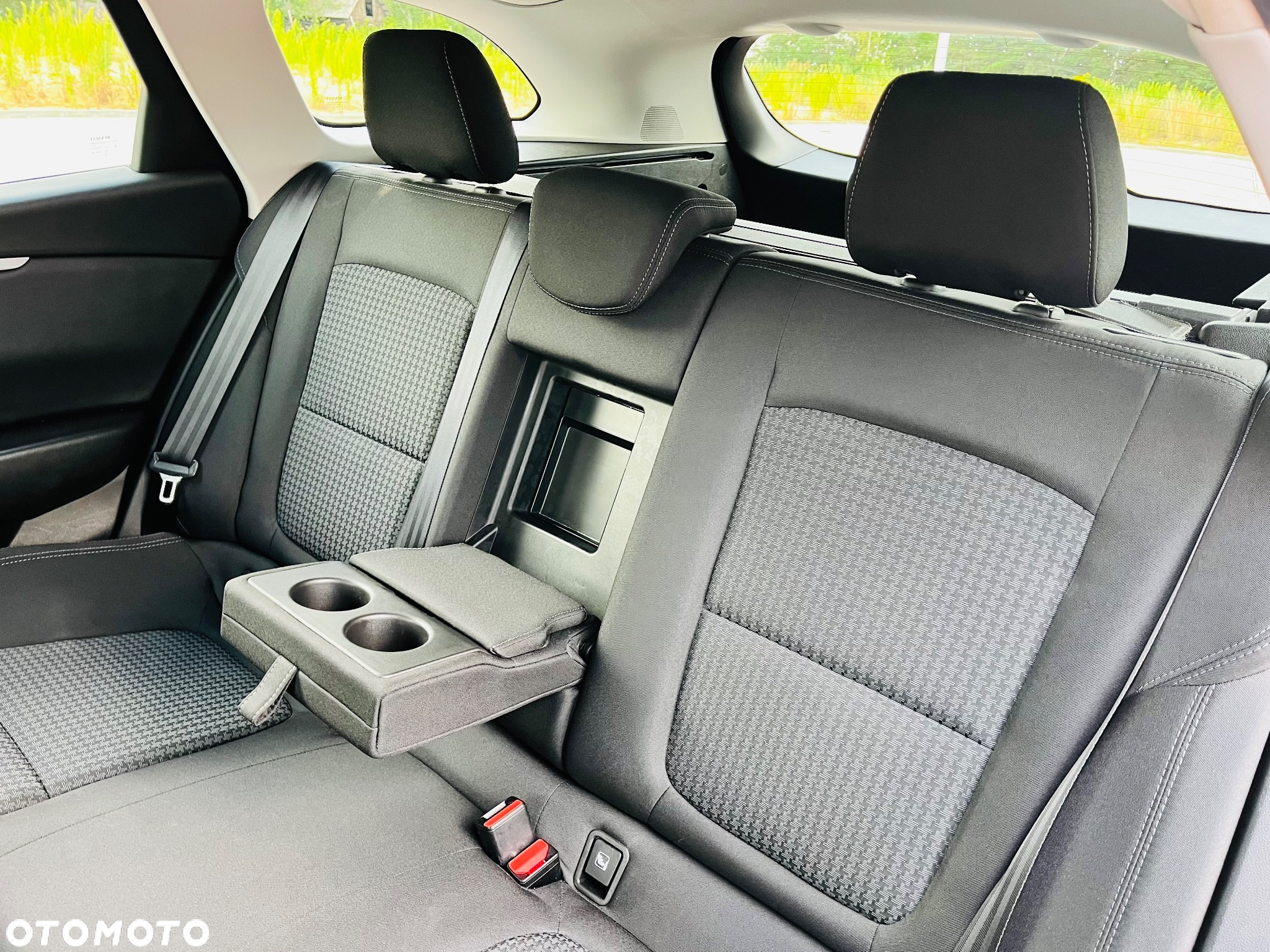 Renault Talisman Grandtour BLUE dCi 160 EDC BUSINESS EDITION - 27