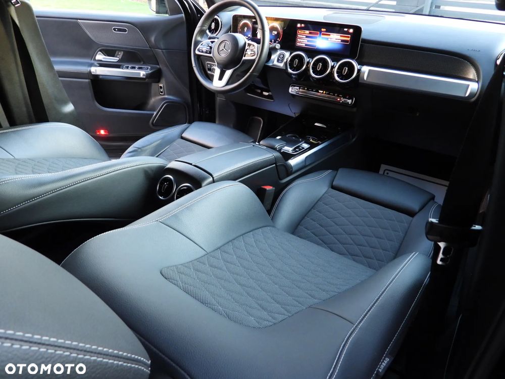 Mercedes-Benz GLB 220 d 4Matic 8G-DCT Progressive - 36