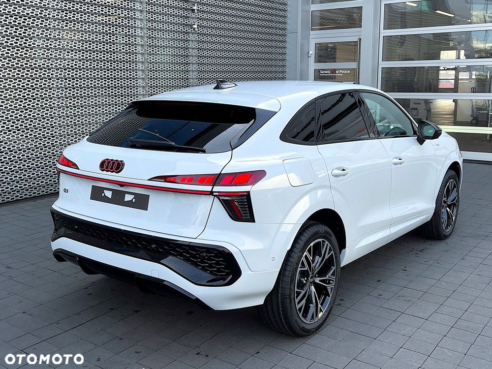 Audi Q3 Sportback - 3