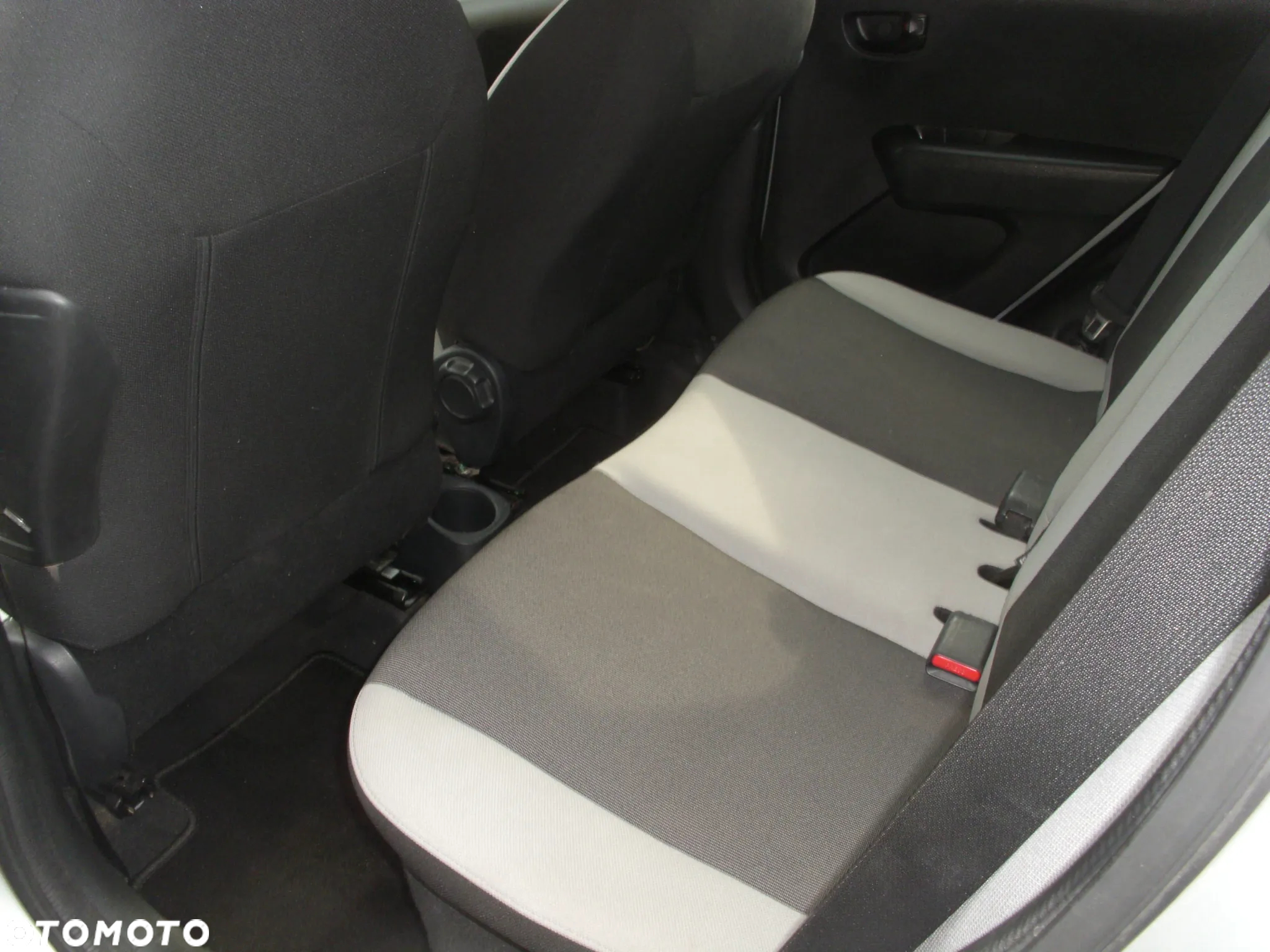 Toyota Aygo 1.0 VVT-i Sprint EU6 - 26