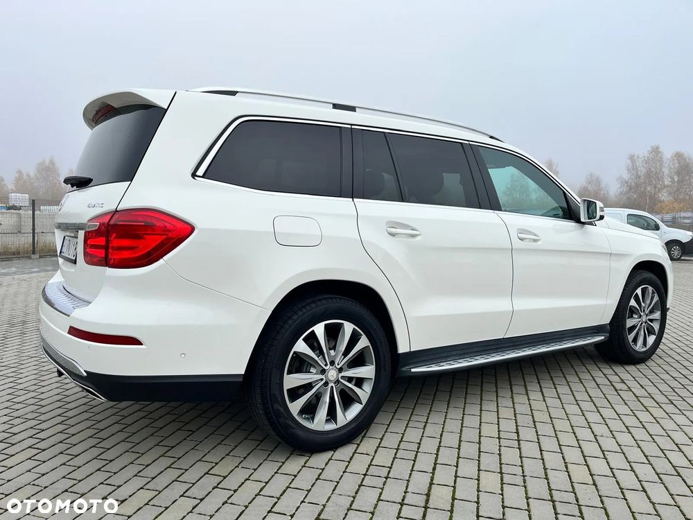 Mercedes-Benz GL 400 4Matic 7G-TRONIC - 6