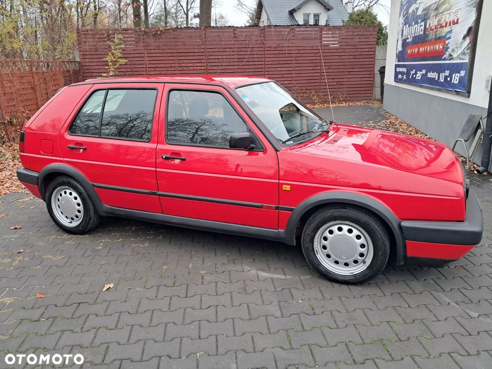 Volkswagen Golf 1.8 GTI - 7