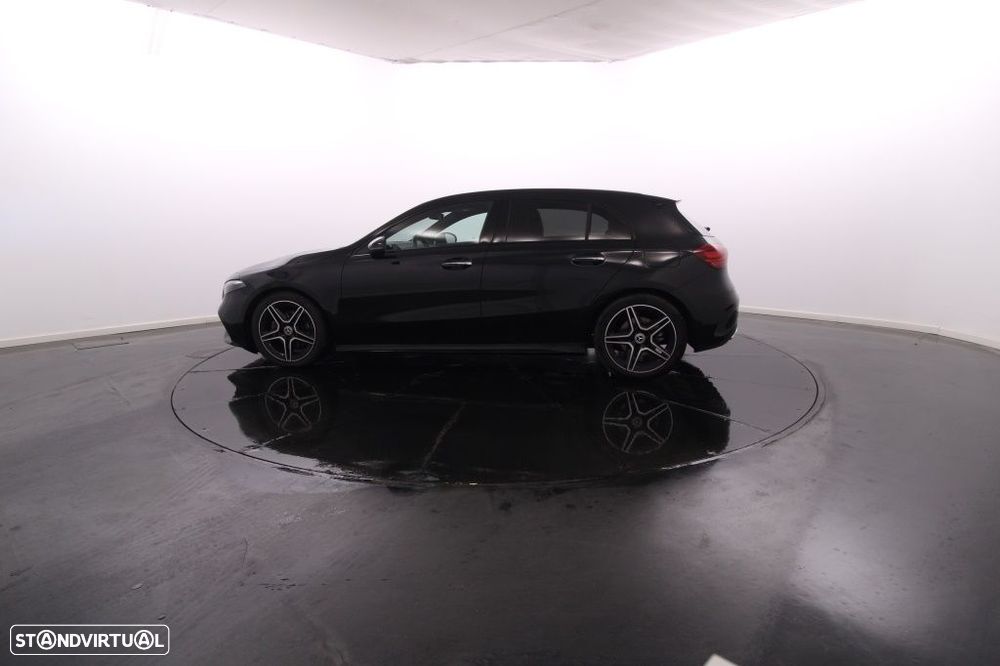 Mercedes-Benz A 200 AMG Line Aut. - 3