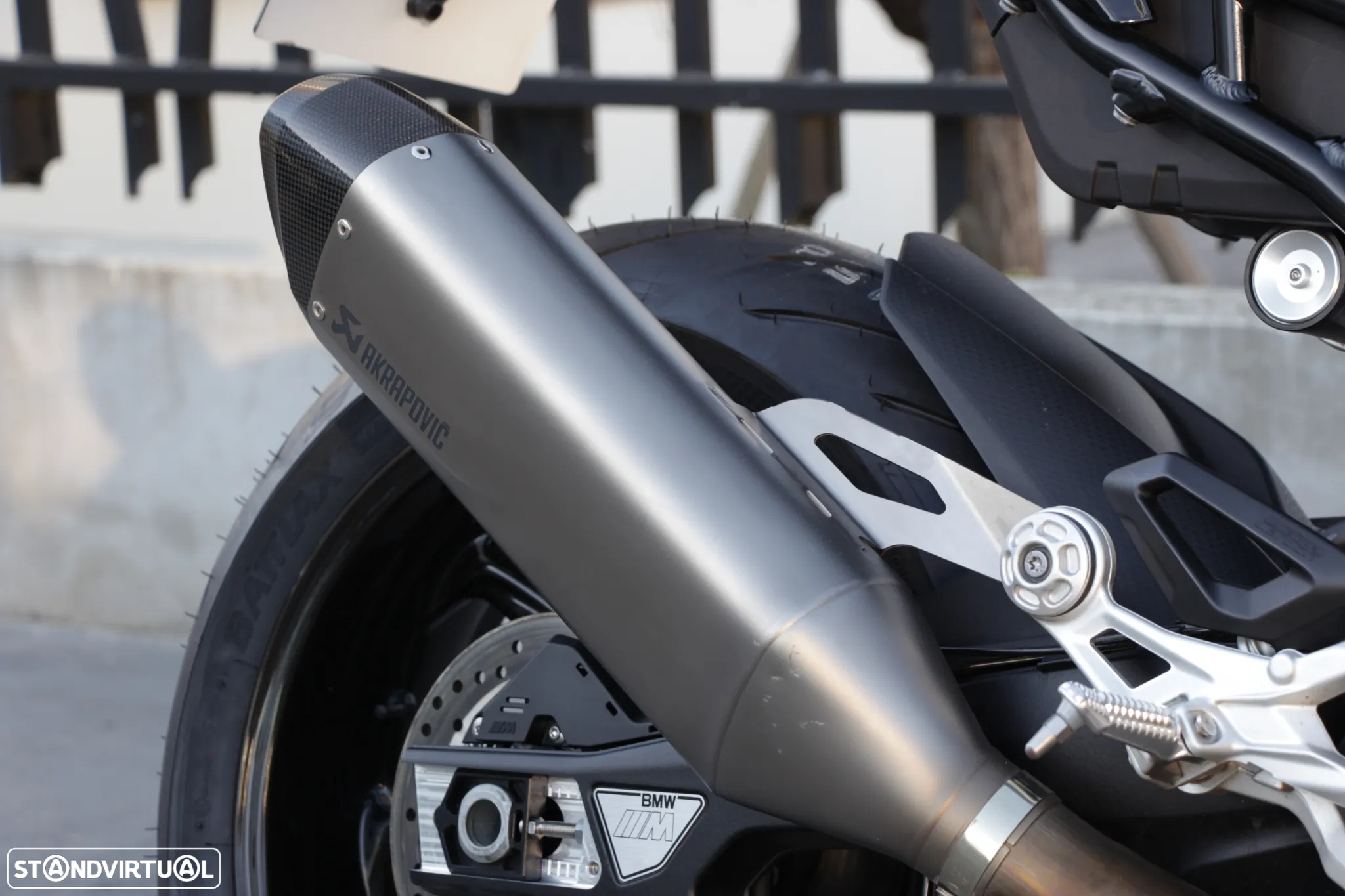 BMW M 1000 RR - 8