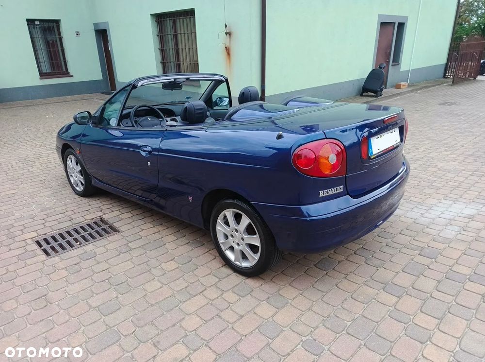 Renault Megane 1.6 Privilege - 3