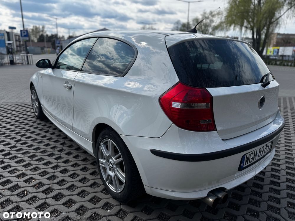 BMW Seria 1 116i - 4