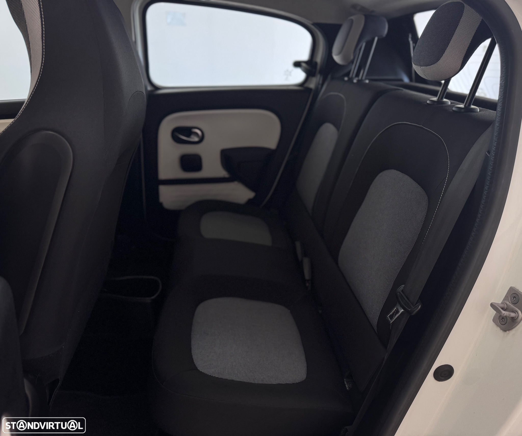 Renault Twingo 1.0 SCe Limited EDC - 8