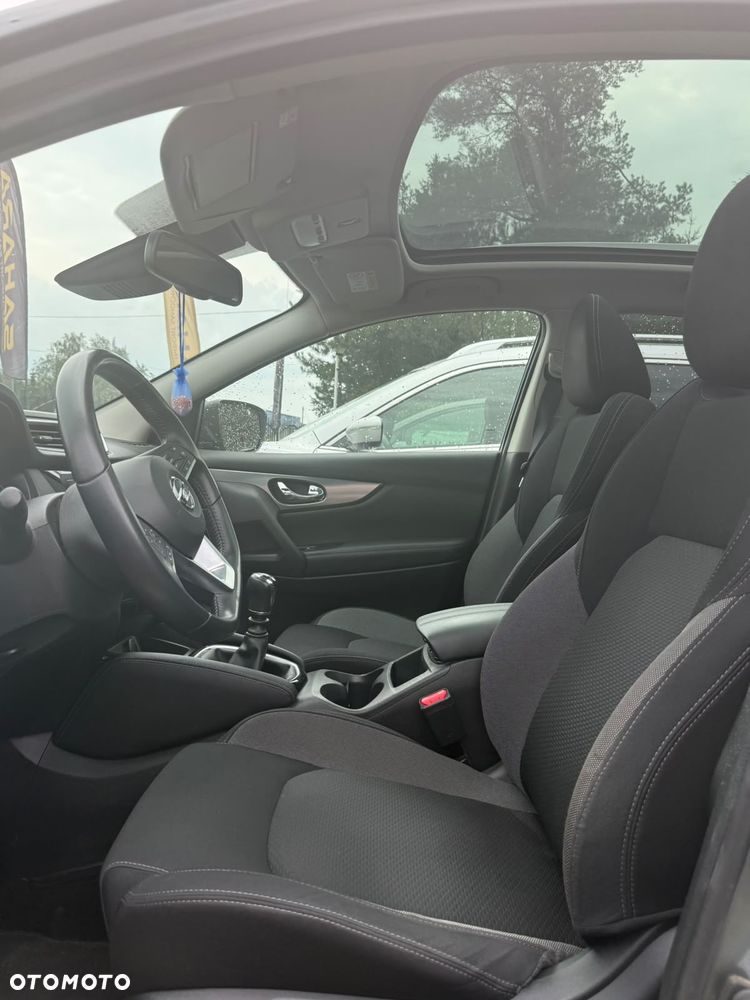 Nissan Qashqai 1.3 DIG-T N-Connecta - 18