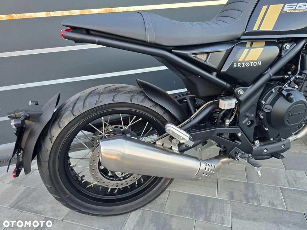 Brixton Crossfire - 18