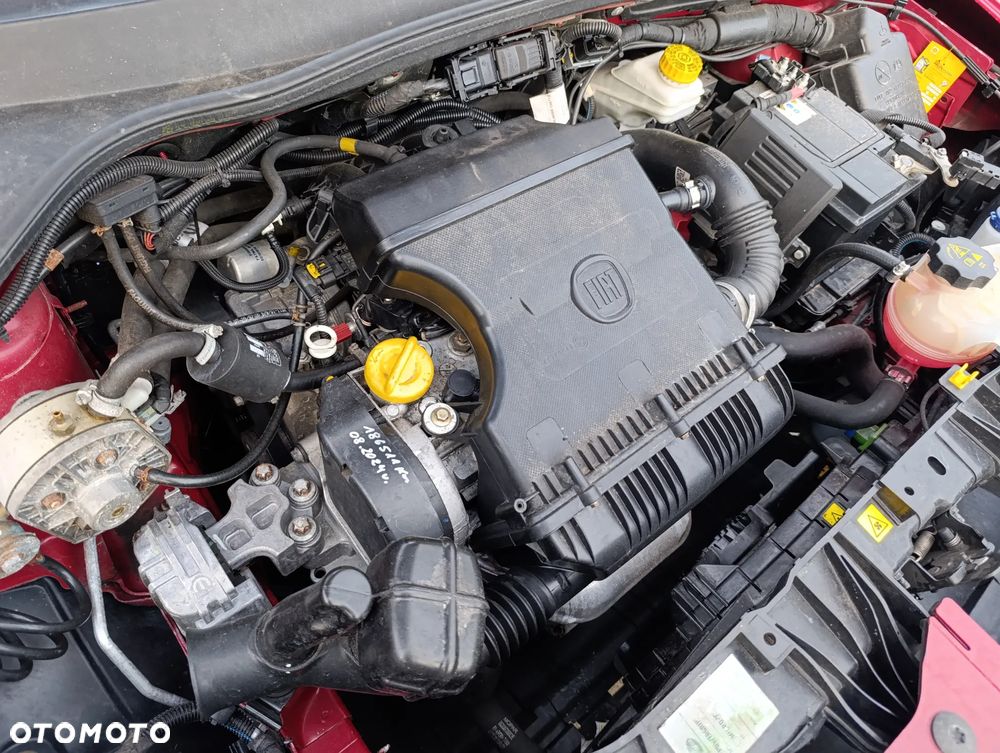 Fiat Tipo 1.4 16v Lounge EU6d - 22