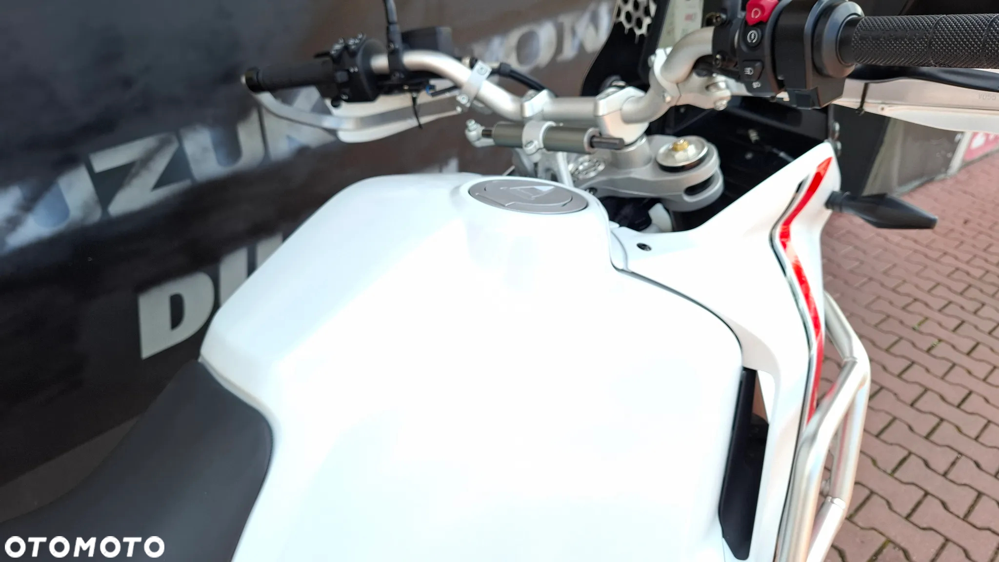 Ducati DesertX - 18
