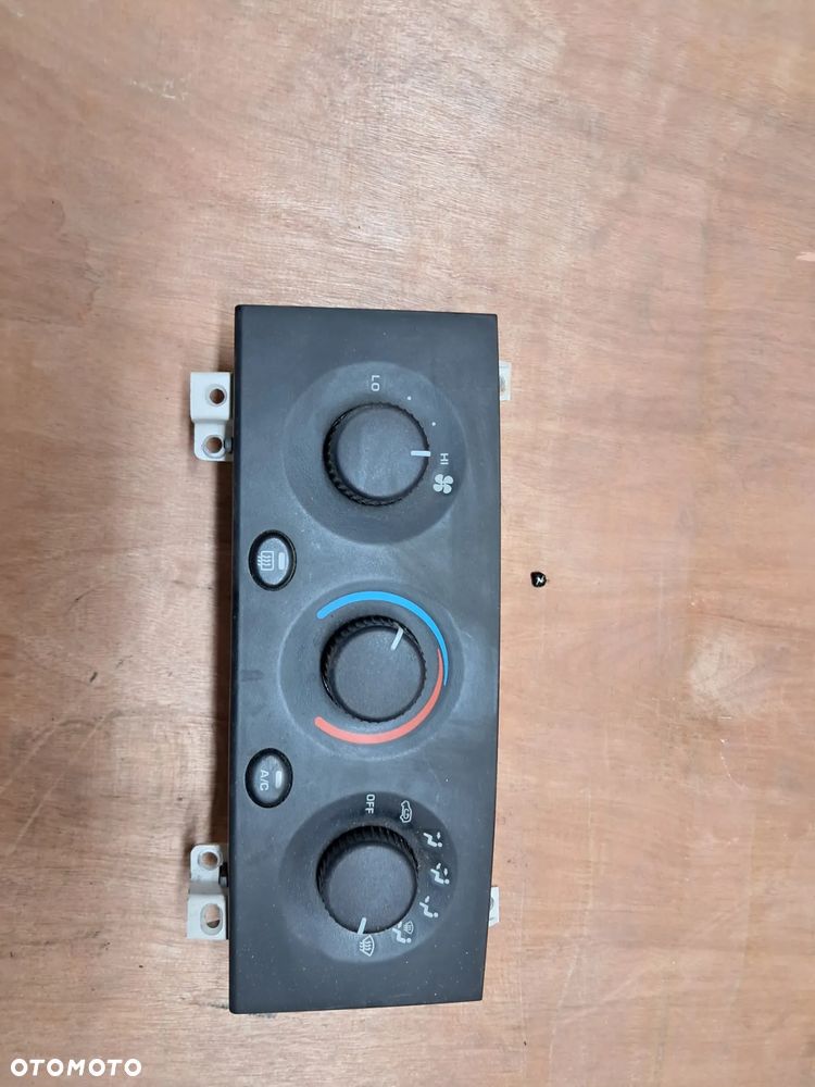 Jeep Grand Cherokee Panel nawiewu - 1