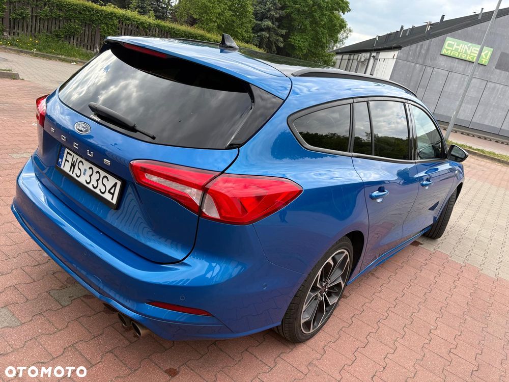 Ford Focus 1.5 EcoBoost Start-Stopp-System ST-LINE X - 4