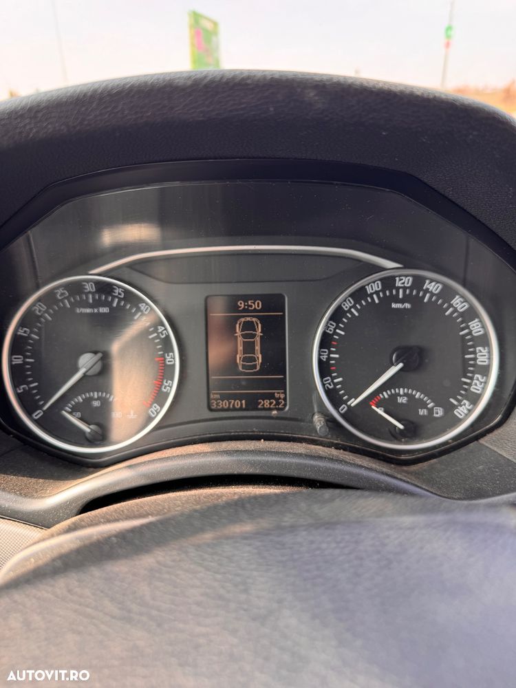 Skoda Octavia 2.0TDI Elegance - 8