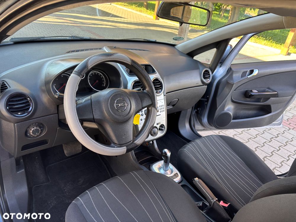 Opel Corsa 1.3 CDTI DPF Cosmo - 20
