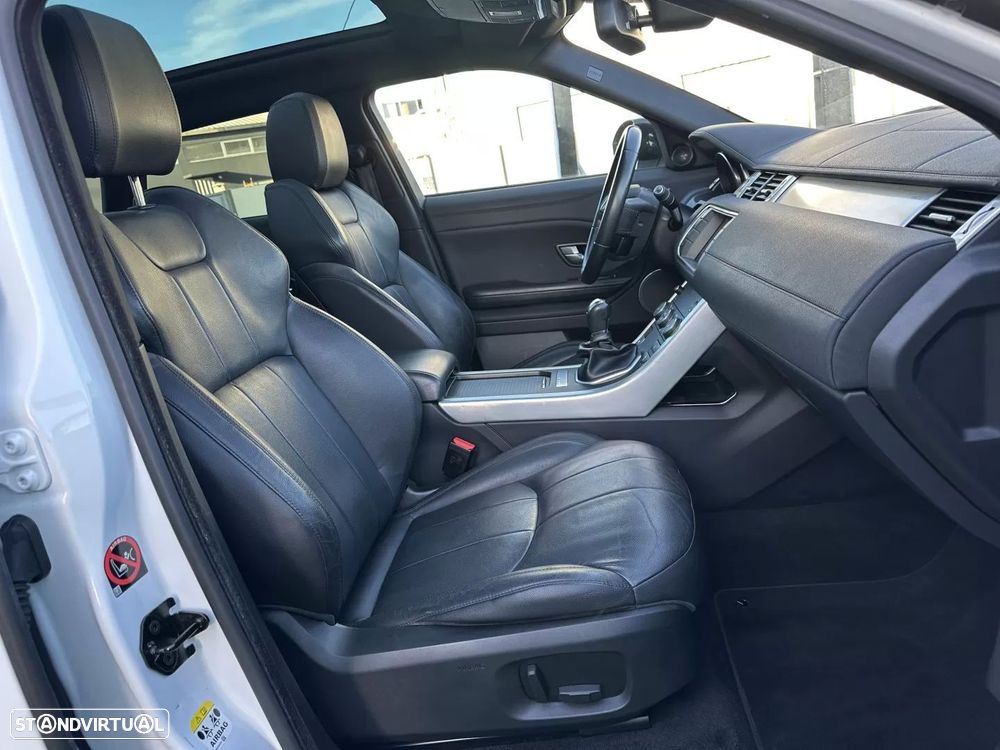 Land Rover Range Rover Evoque 2.0 D150 R-Dynamic - 34