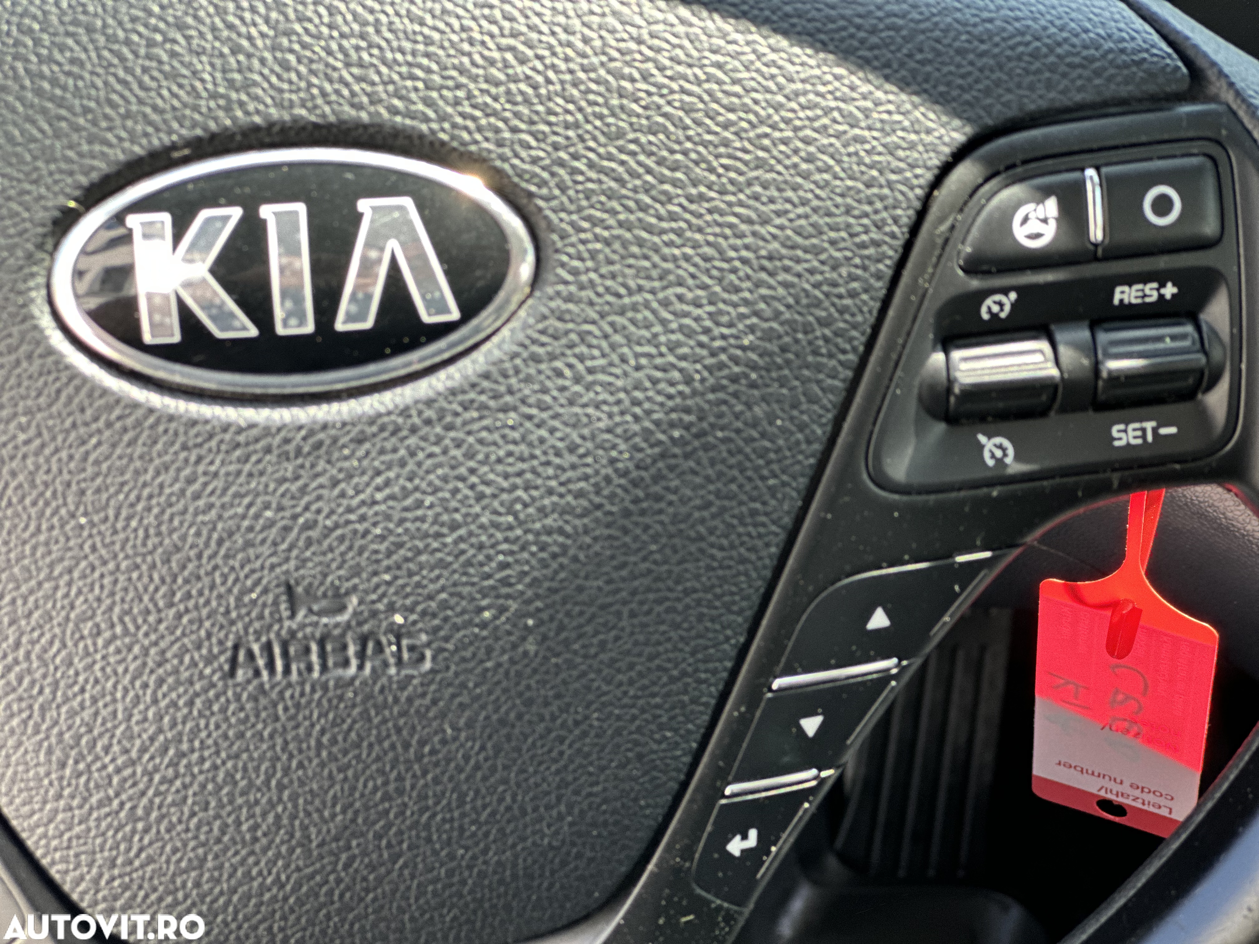 Kia Ceed 1.4 CRDi 90 ISG SW Spirit - 22