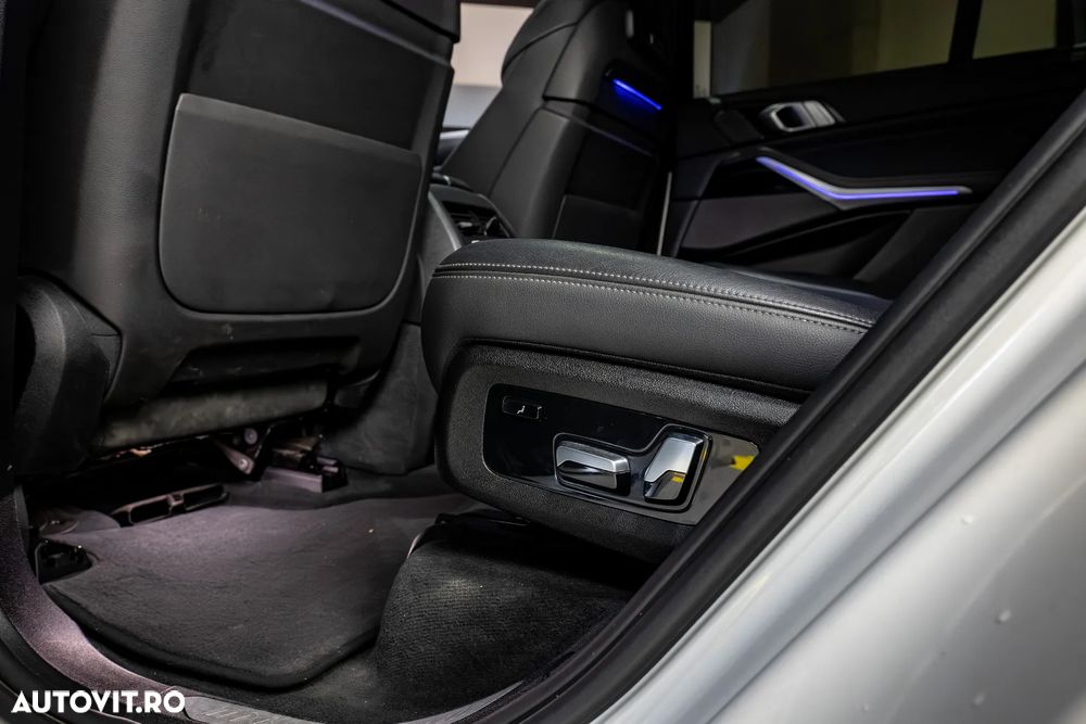 BMW X5 xDrive40i - 14