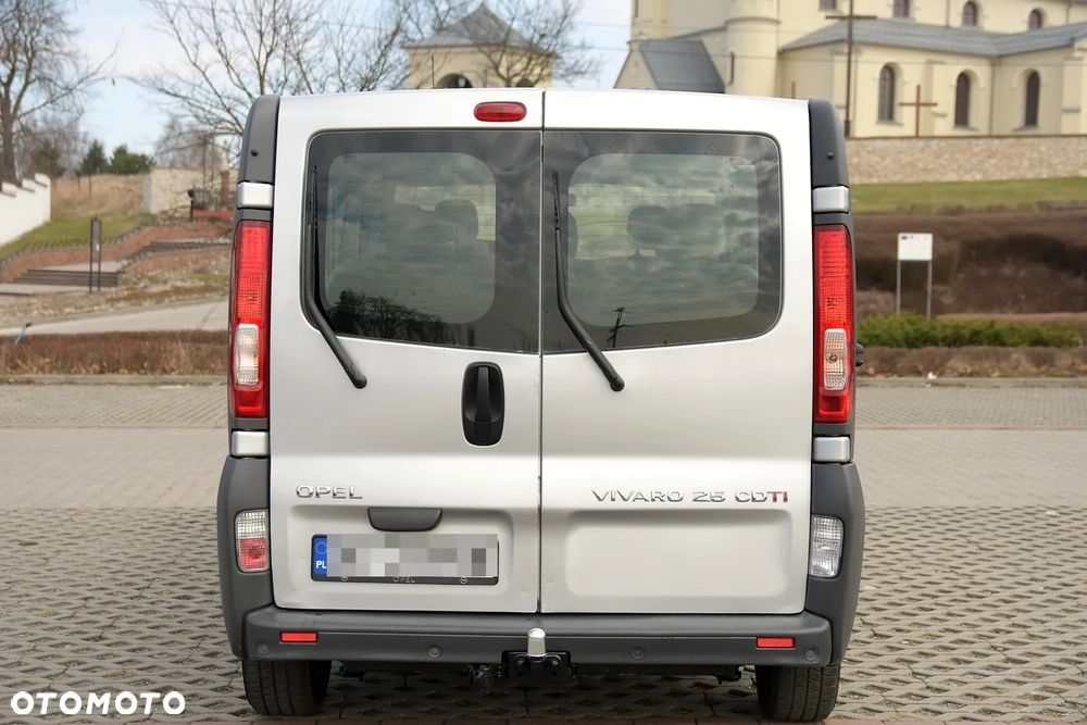 Opel Vivaro - 7