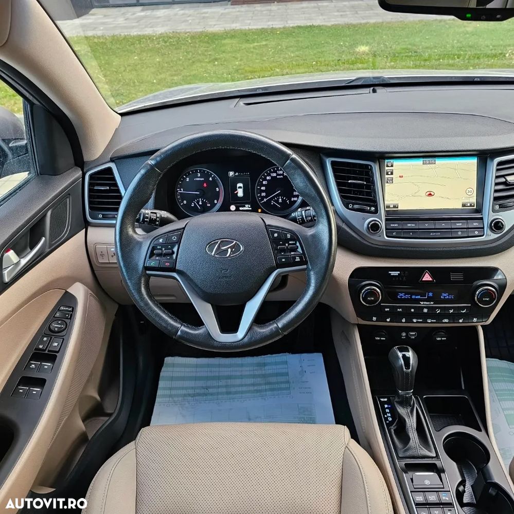 Hyundai Tucson 2.0 CRDI 4WD Automatik Advantage - 11