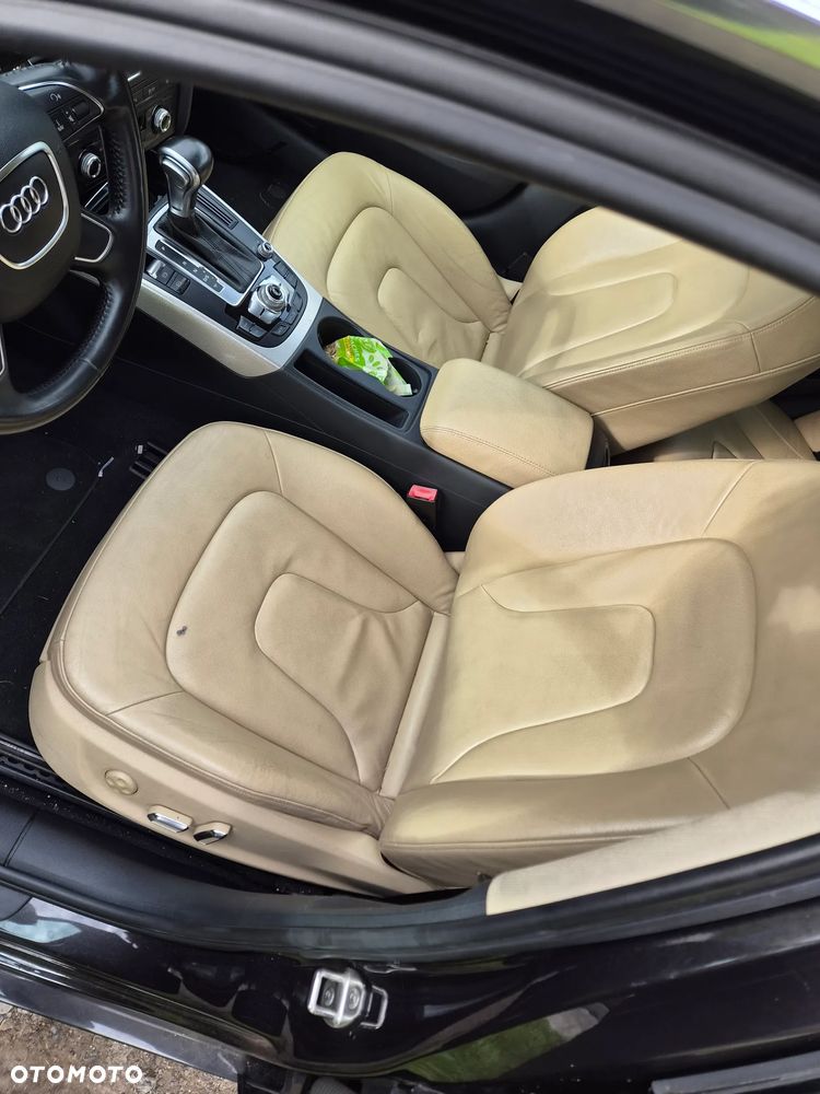 Audi A4 Limousine - 17