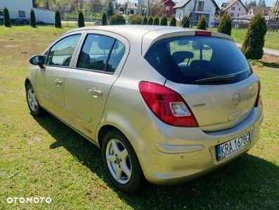 Opel Corsa 1.2 16V Essentia - 7