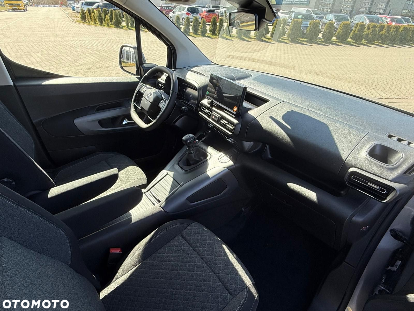 Opel Combo Van Combo Kombi Edition Plus 1.5 BlueHDi 131 KM S&S MT6 - 25