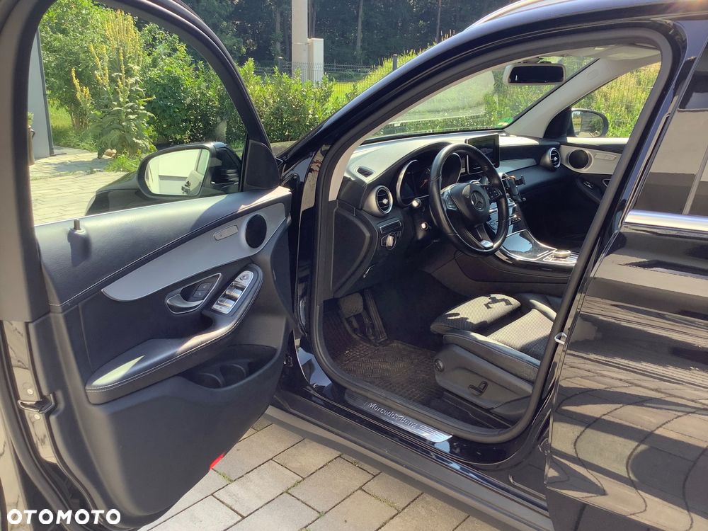 Mercedes-Benz GLC 220 d 4-Matic - 11