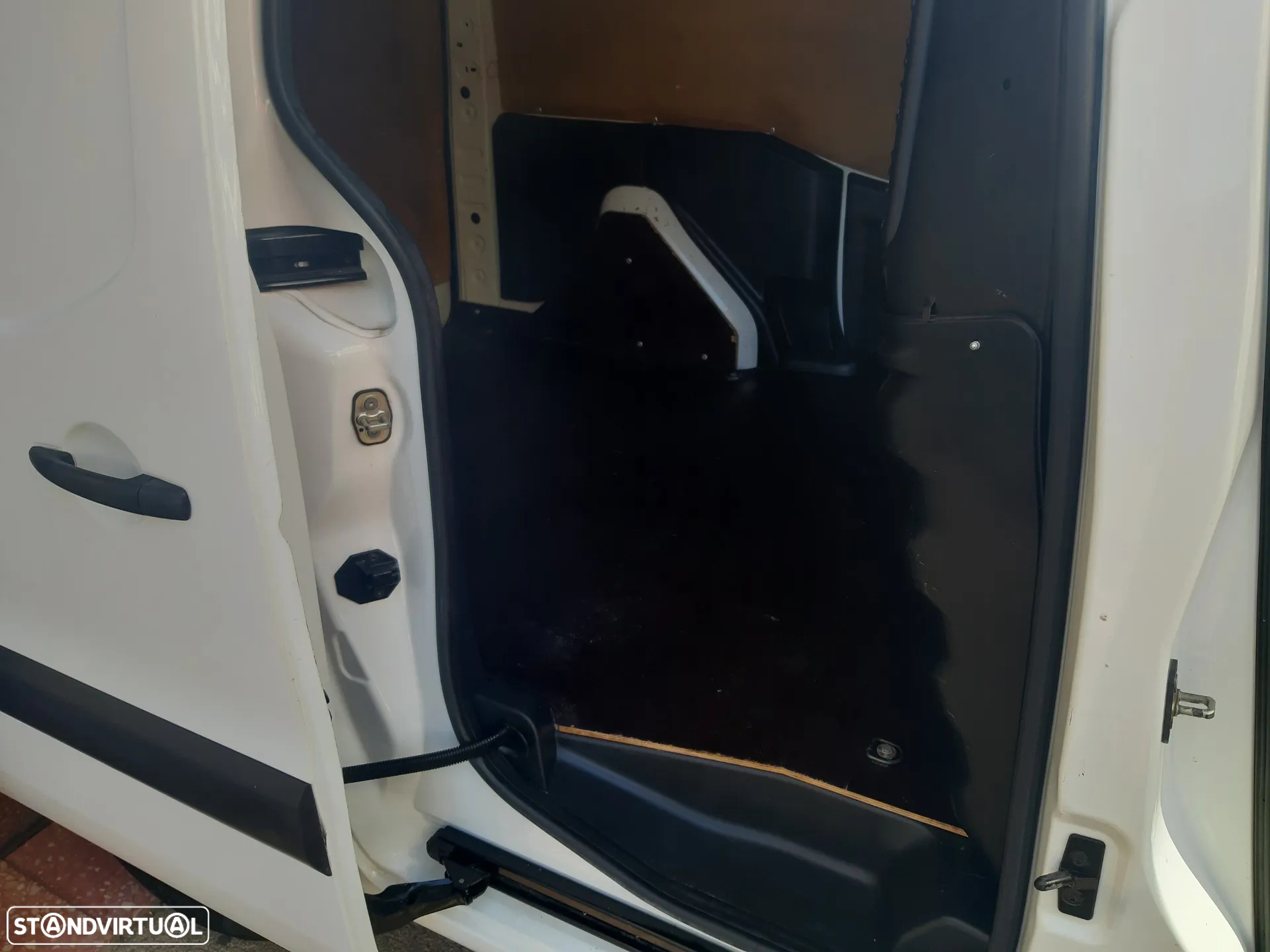 Citroën Berlingo 3 Lugares 100 Cv - 6