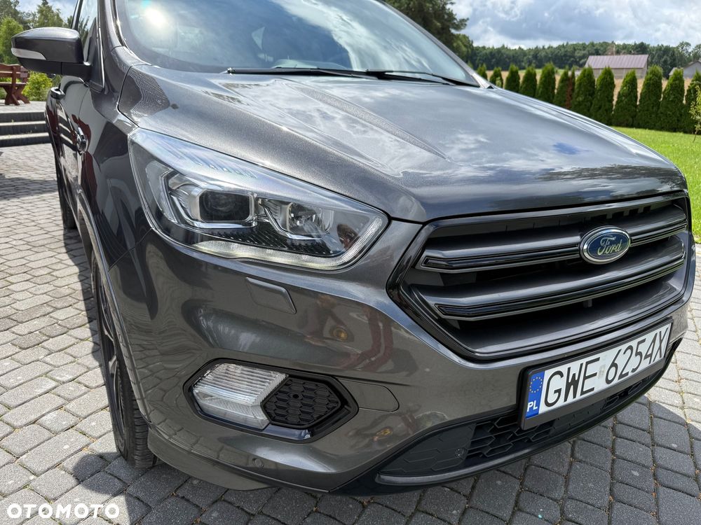 Ford Kuga - 36