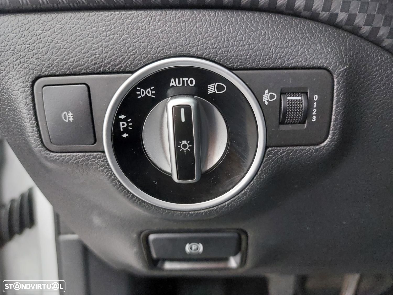 Mercedes-Benz A 160 d Urban - 19