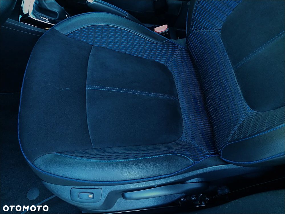 Renault Captur - 21