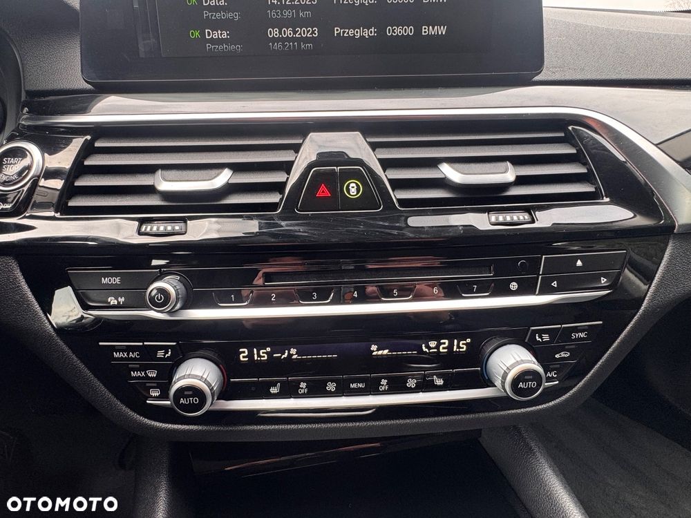 BMW Seria 5 520d xDrive Sport Line sport - 27