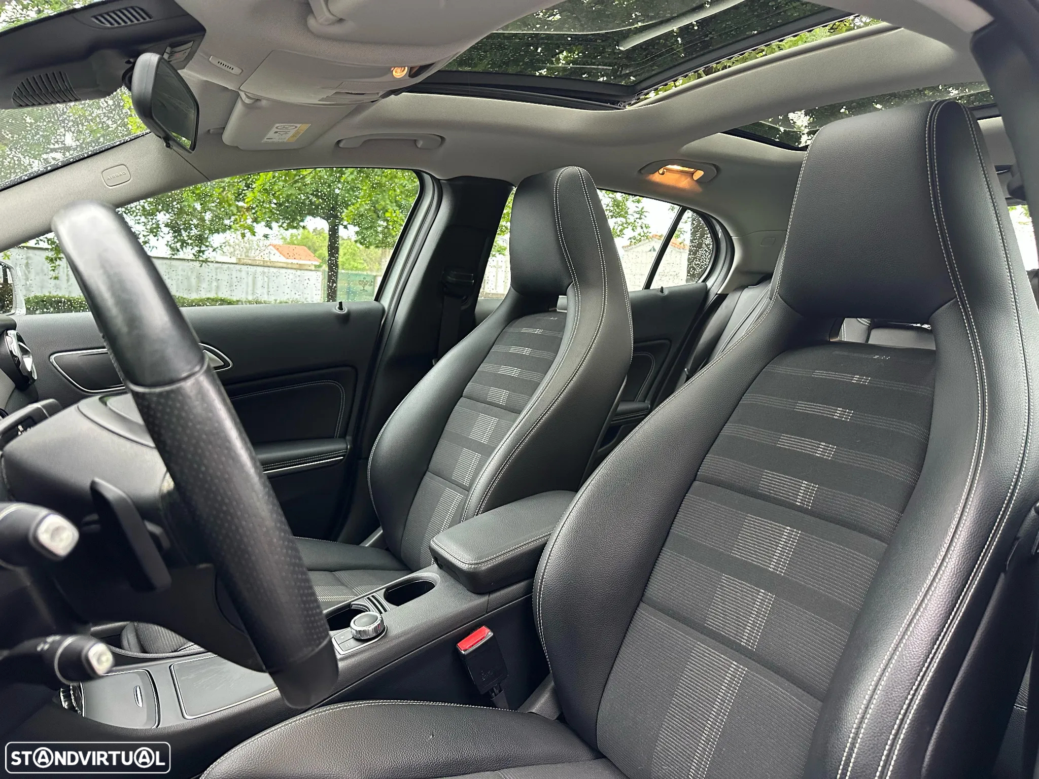 Mercedes-Benz GLA 220 4Matic 8G-DCT Special Edition - 9