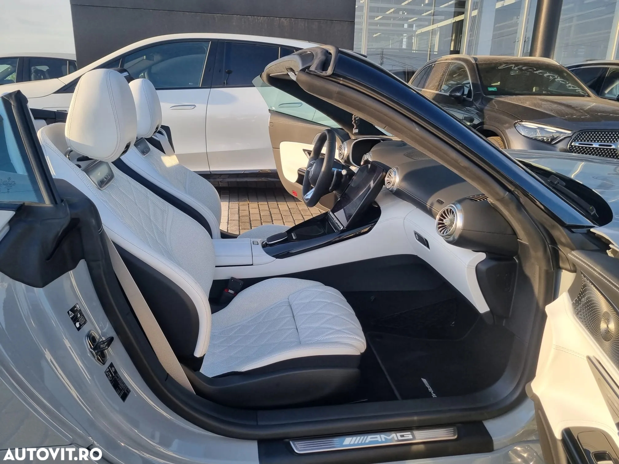 Mercedes-Benz SL AMG 55 4MATIC+ - 33