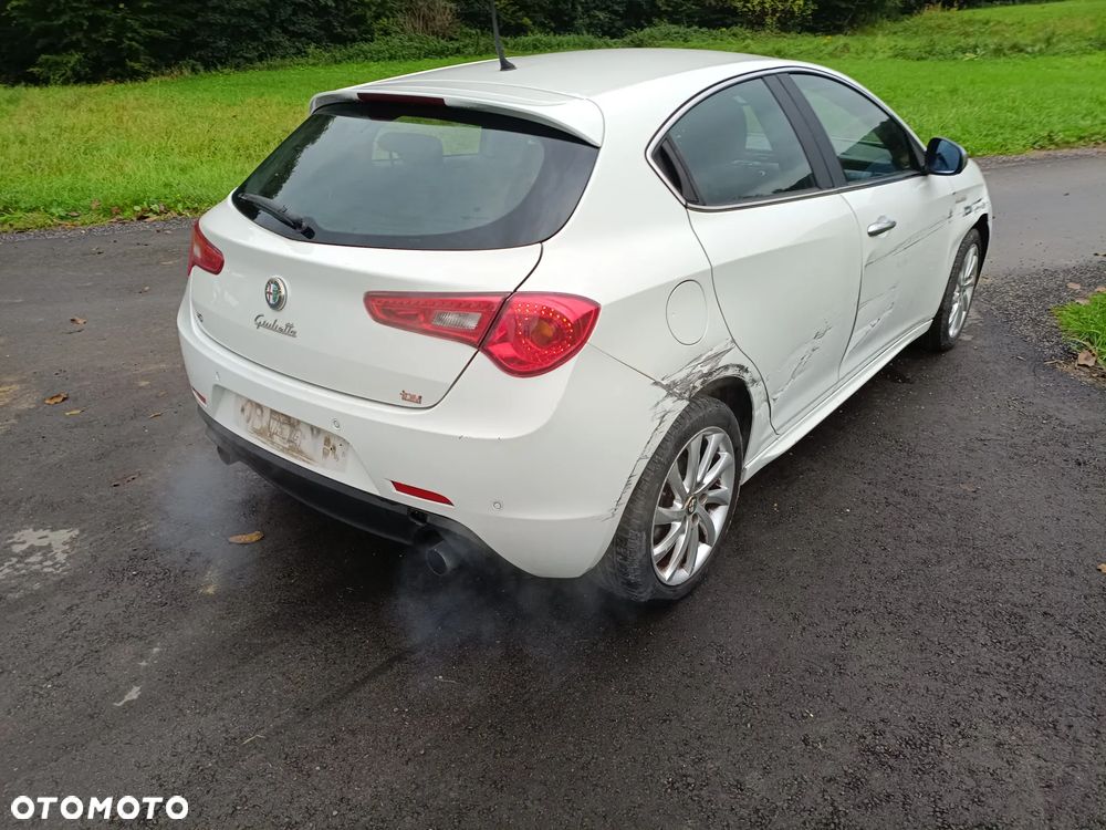 Alfa Romeo Giulietta - 7