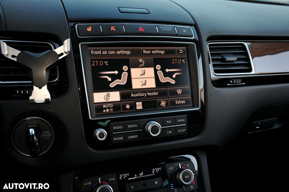 Volkswagen Touareg 3.0 V6 TDI SCR Blue Motion DPF Automatik Executive Edition - 25