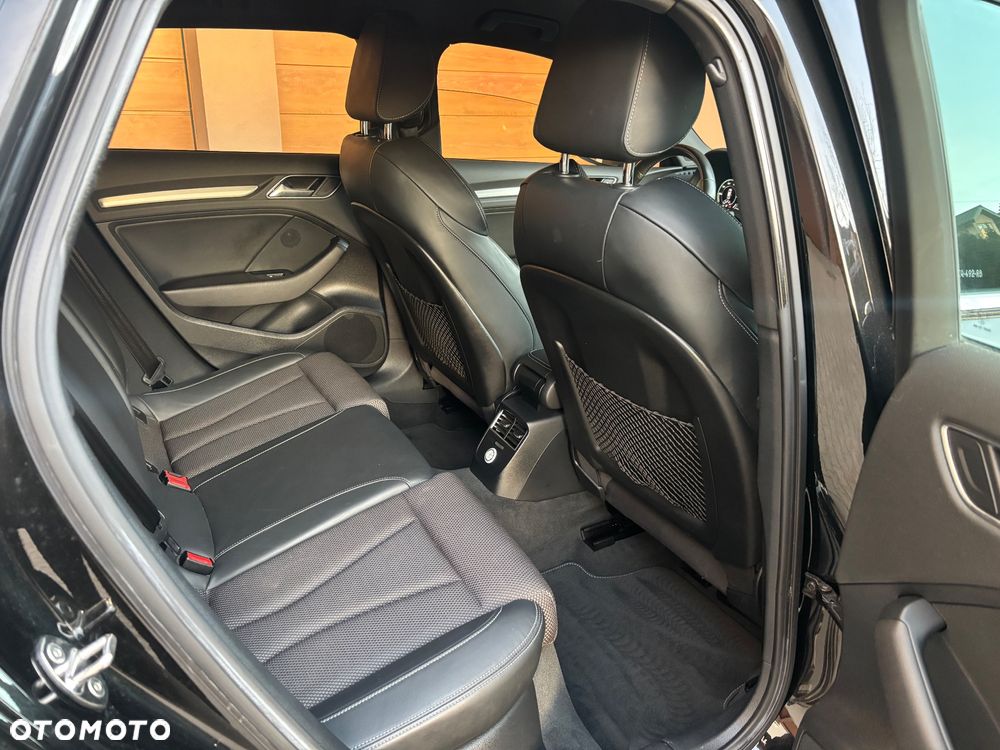 Audi A3 Sportback 1.4 TFSI e-tron S line Sportpaket - 12