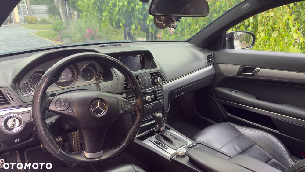 Mercedes-Benz Klasa E 350 CGI BlueEffICIENCY - 12